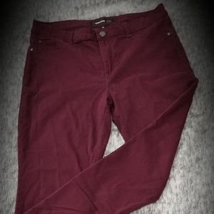 Burgundy Skinny Jordache Jeans size 18